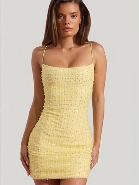 Oh Polly Lunetta
Embellished Scoop-Neck Bodycon Mini Dress